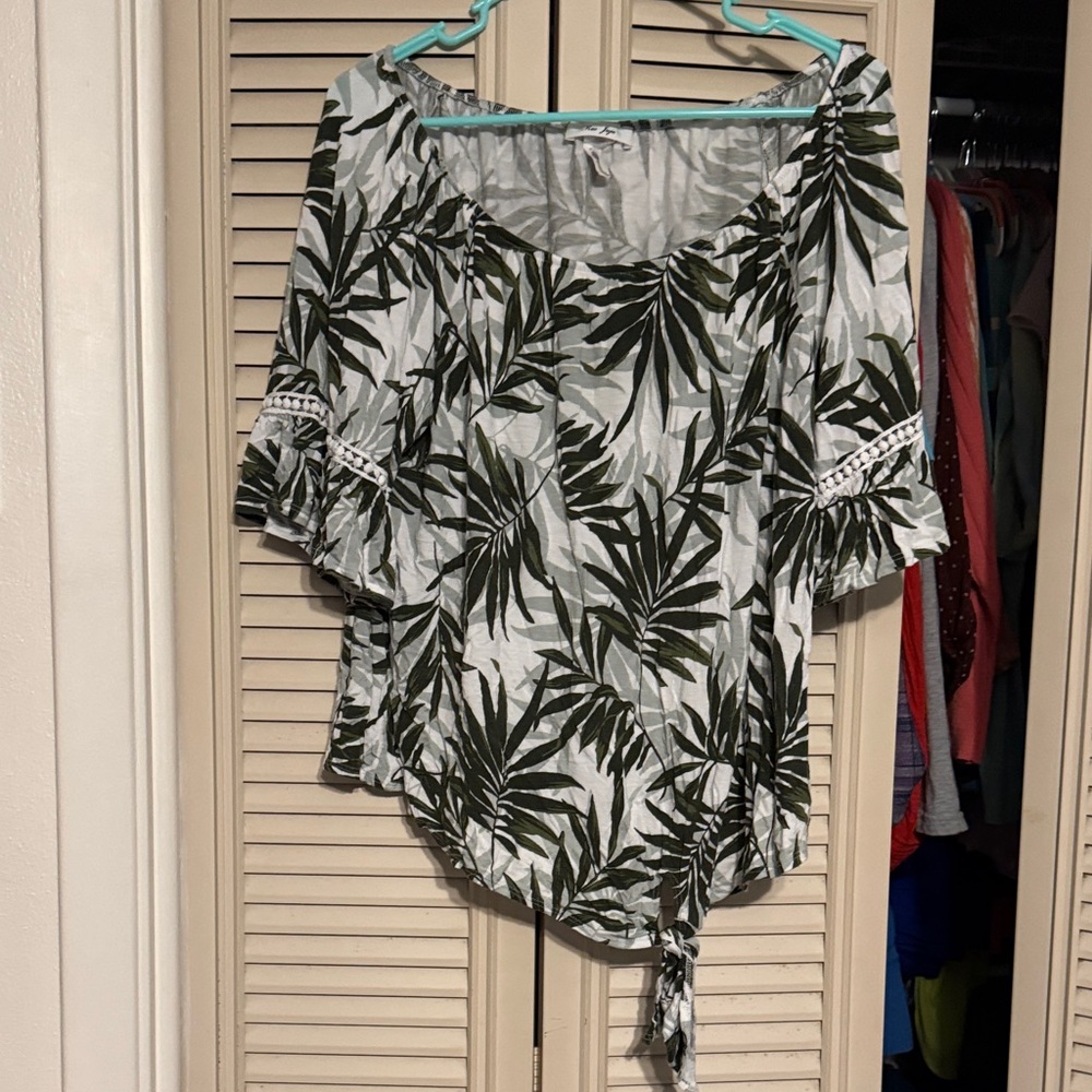 Tropical Leaf Print Women's Blouse